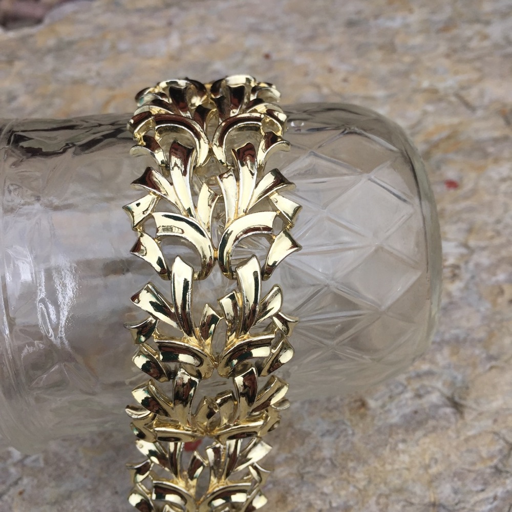 Coro Gold Tone Vintage Bracelet